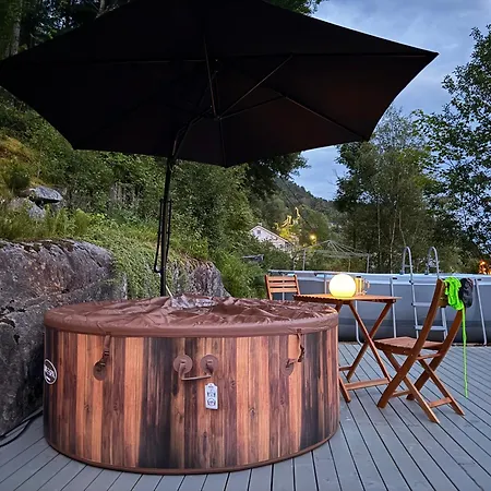 Casa de Férias With 5 Bedrooms, Great View And Garden