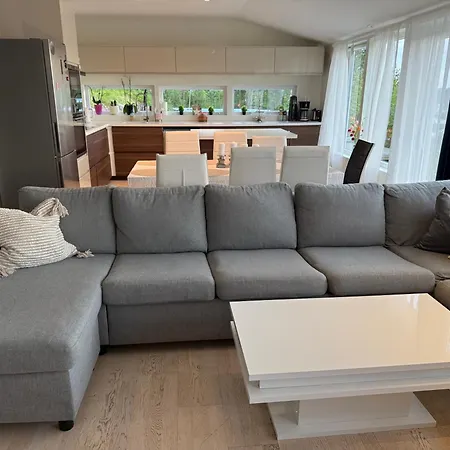 Feriehus With 5 Bedrooms, Great View And Garden Bergen